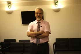 بهترین جراح تومور نخاعی در تهران